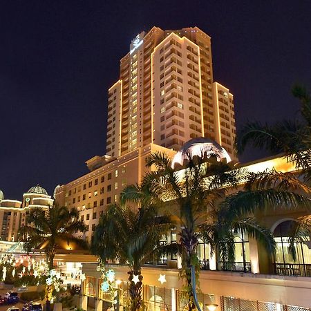Raintree Resort Suites Петалинг Джая Екстериор снимка