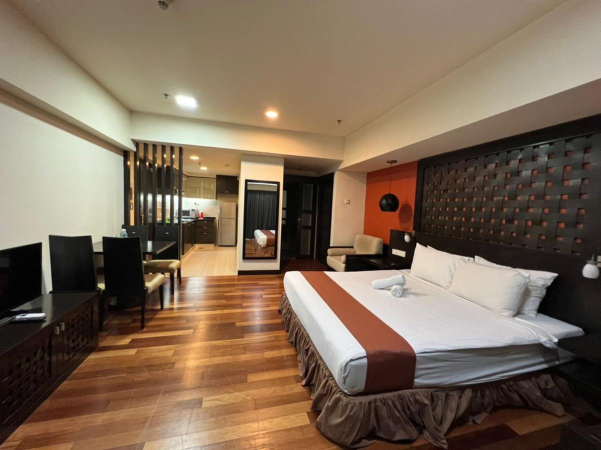 Raintree Resort Suites Петалинг Джая Екстериор снимка