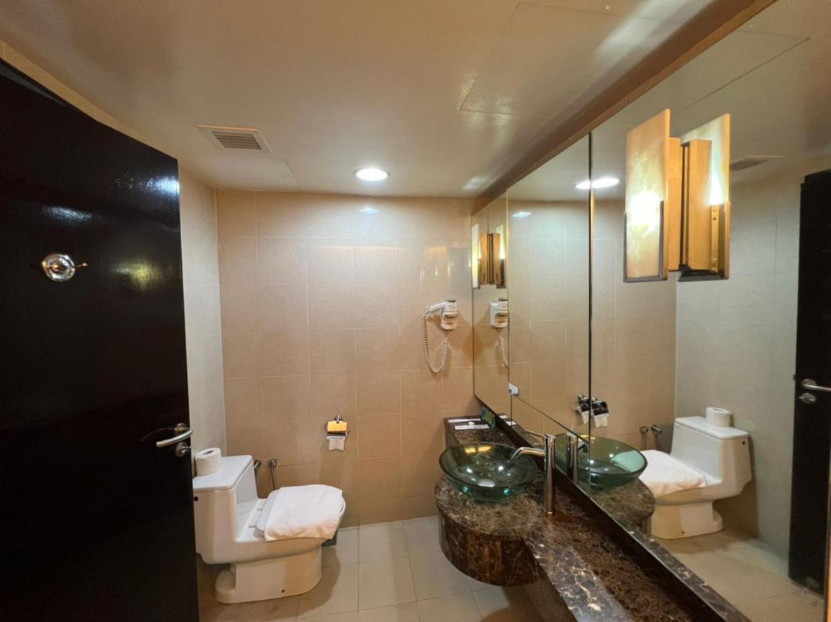 Raintree Resort Suites Петалинг Джая Екстериор снимка