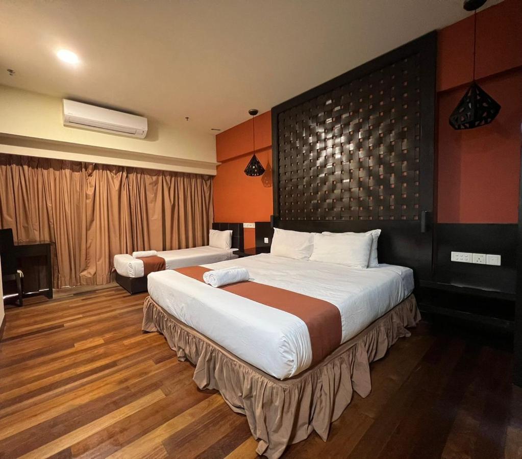 Raintree Resort Suites Петалинг Джая Екстериор снимка