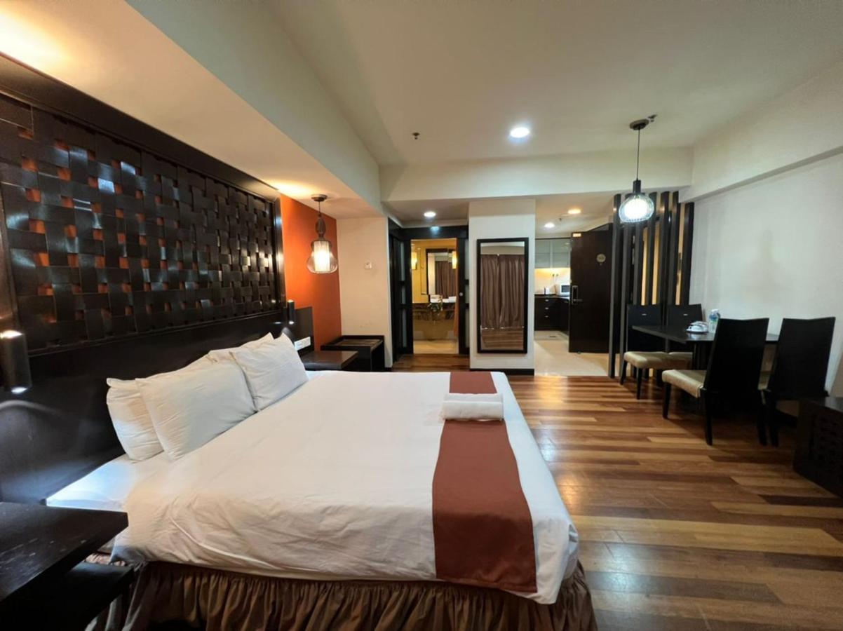 Raintree Resort Suites Петалинг Джая Екстериор снимка