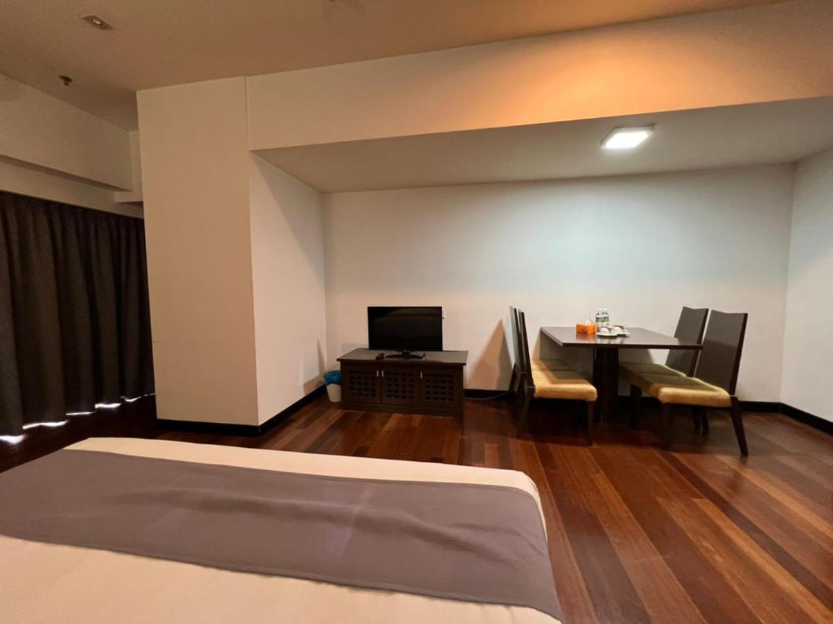 Raintree Resort Suites Петалинг Джая Екстериор снимка