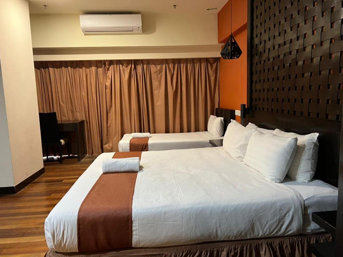 Raintree Resort Suites Петалинг Джая Екстериор снимка