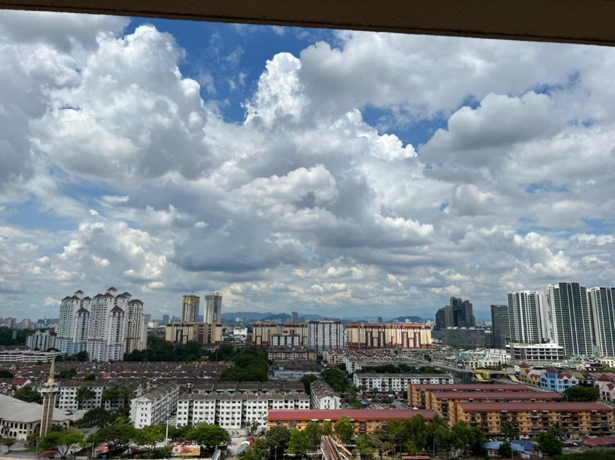 Raintree Resort Suites Петалинг Джая Екстериор снимка